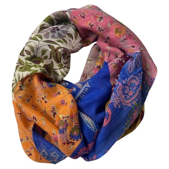 Moksha Anthropologie Luxury 100% Wool Multi Print Infinity Scarf NWT - Picture 8 of 8
